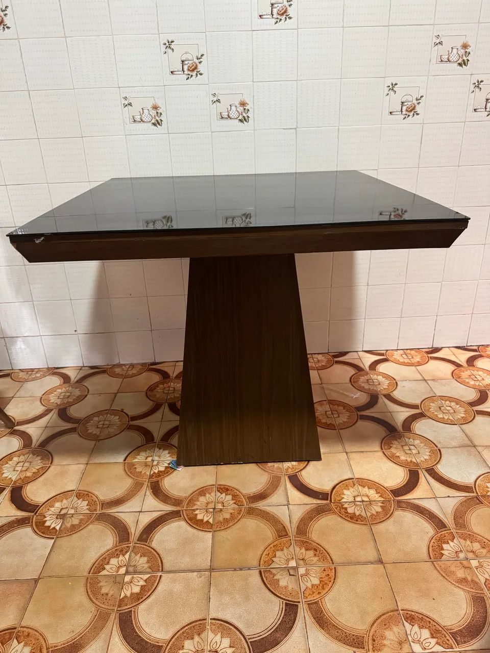 Mesa com 3 Cadeiras  - Foto 2