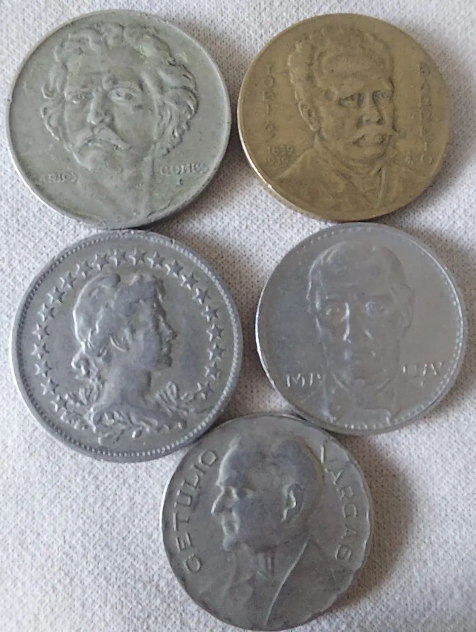 Lote com 12 moedas antigas brasileiras do período da República (1901 a 1940). - Foto 3