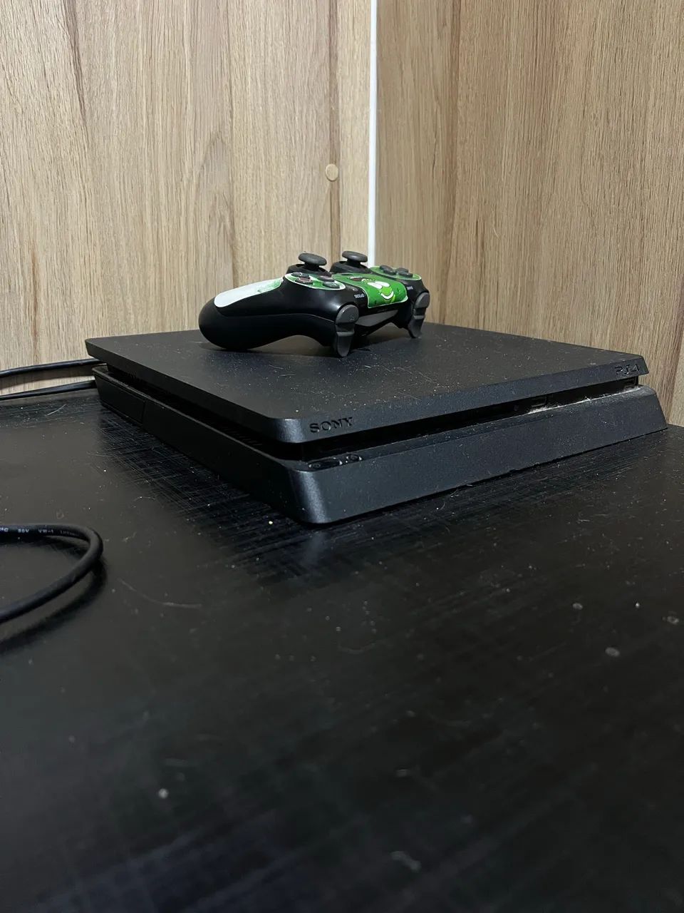 PS4 slim usado 