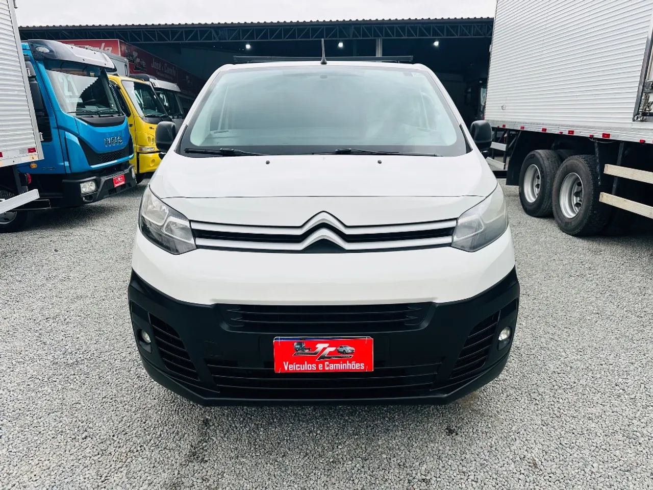 Citroen Jumpy Vitré 1.6 Turbo Diesel 2021 - Foto 2