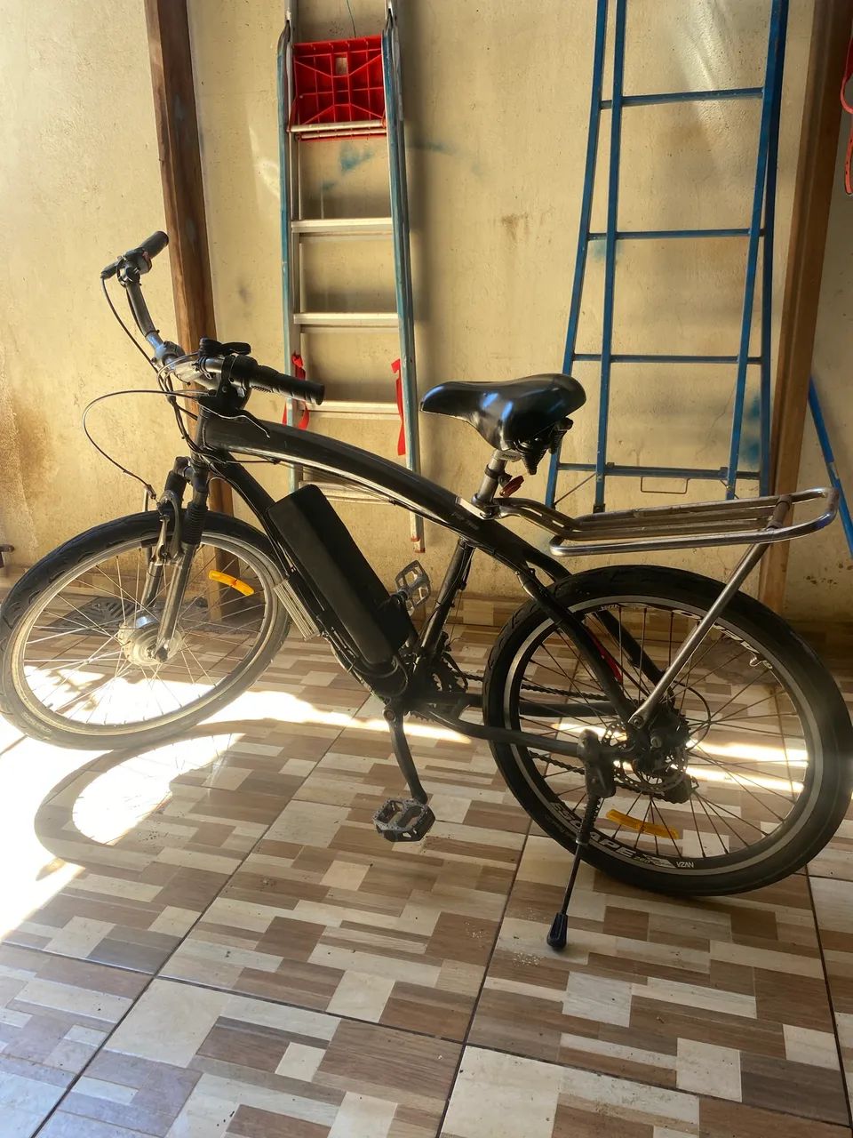 Bicicleta elétrica com marcha  - Foto 2
