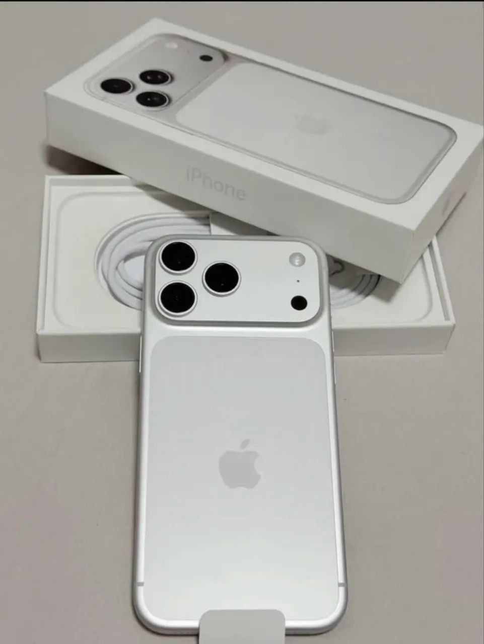 iPhone 17 Pro Max - Foto 2