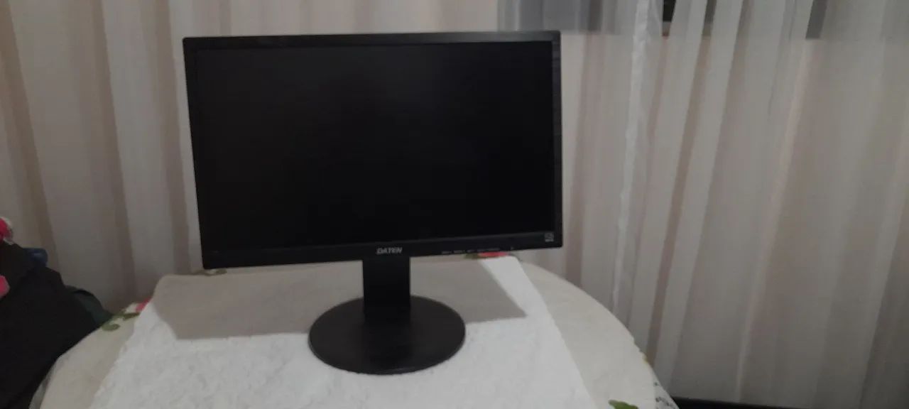 Telas de computadores usadas 