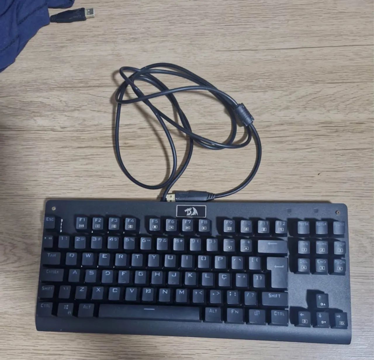 TECLADO MECÂNICO REDRAGON dark avenger switch blue - Foto 2