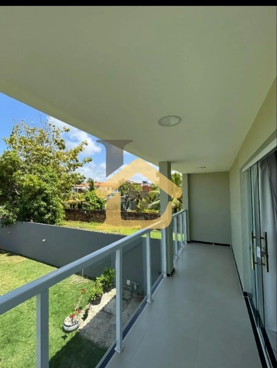 Casa com 4 quartos em Abrantes (Camaçari)