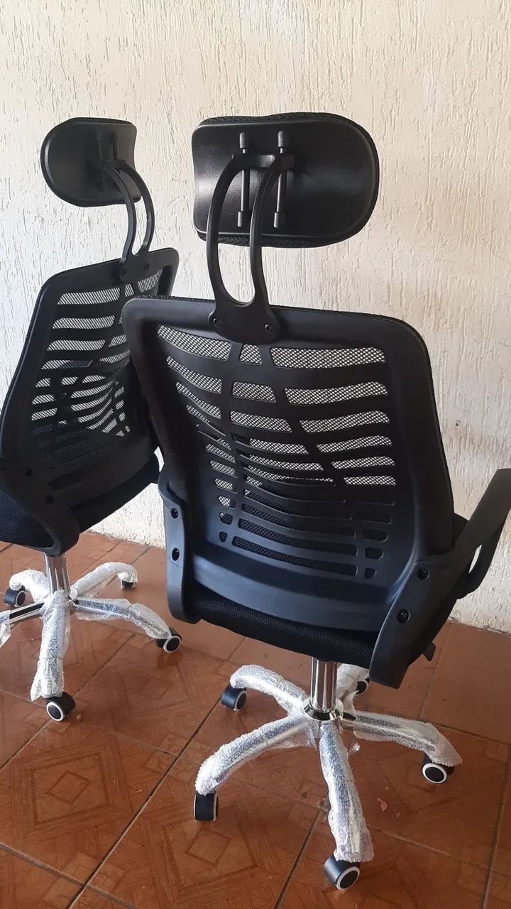 Cadeira giratória com regulagem  - Foto 3