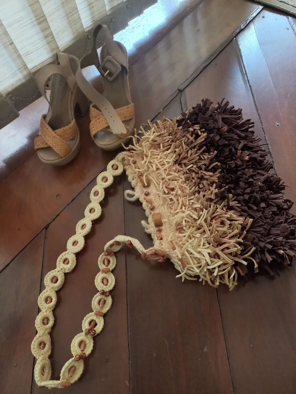 Sandália Scamboo e bolsa