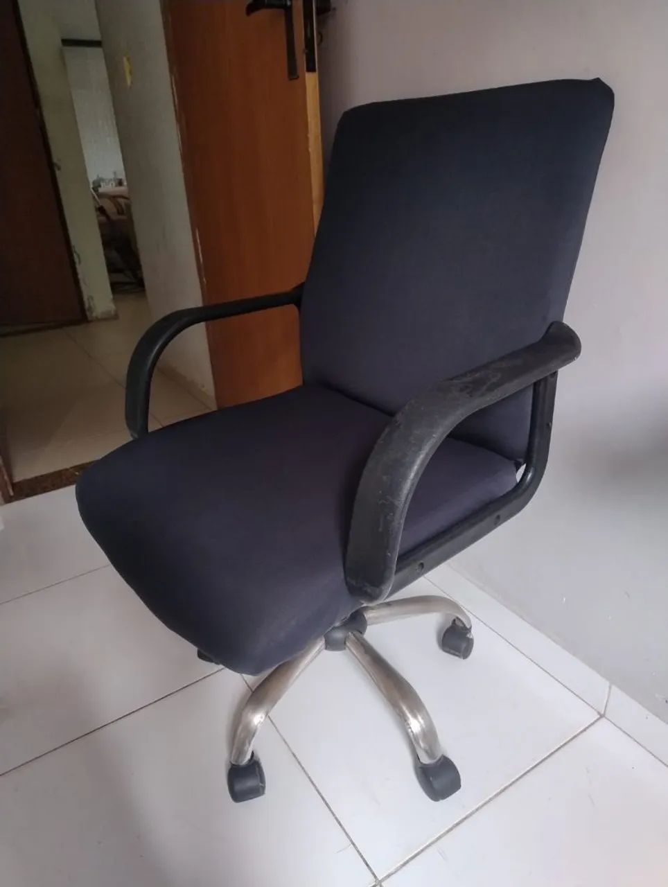 CADEIRA DE ESCRITÓRIO 