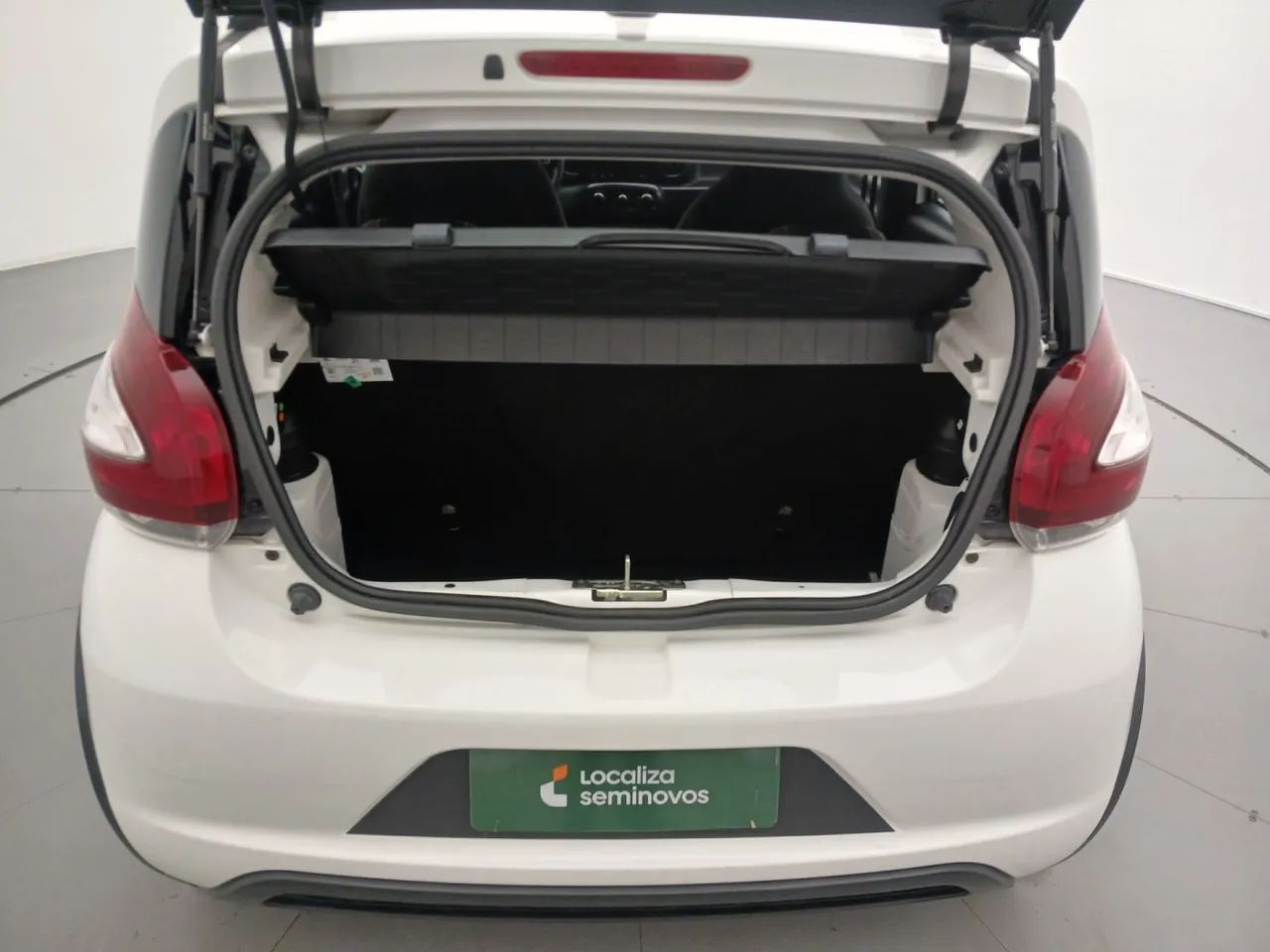 Fiat Mobi TREKKING 1.0 Flex 5p., foto 9 de 18
