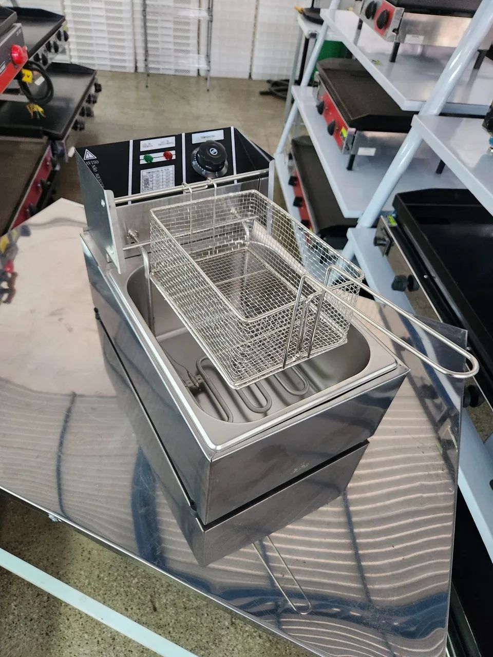 Fritadeira Elétrica FZL 6 - Stevan Metal  - Foto 4