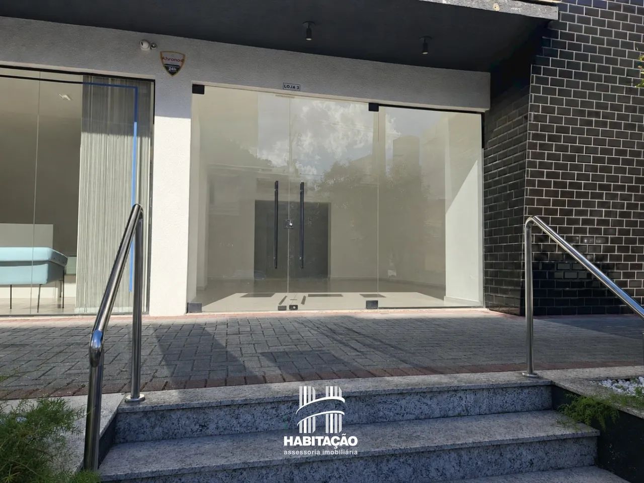 Sala comercial com 110 m² e vitrine de destaque | Vila Nova - Foto 2