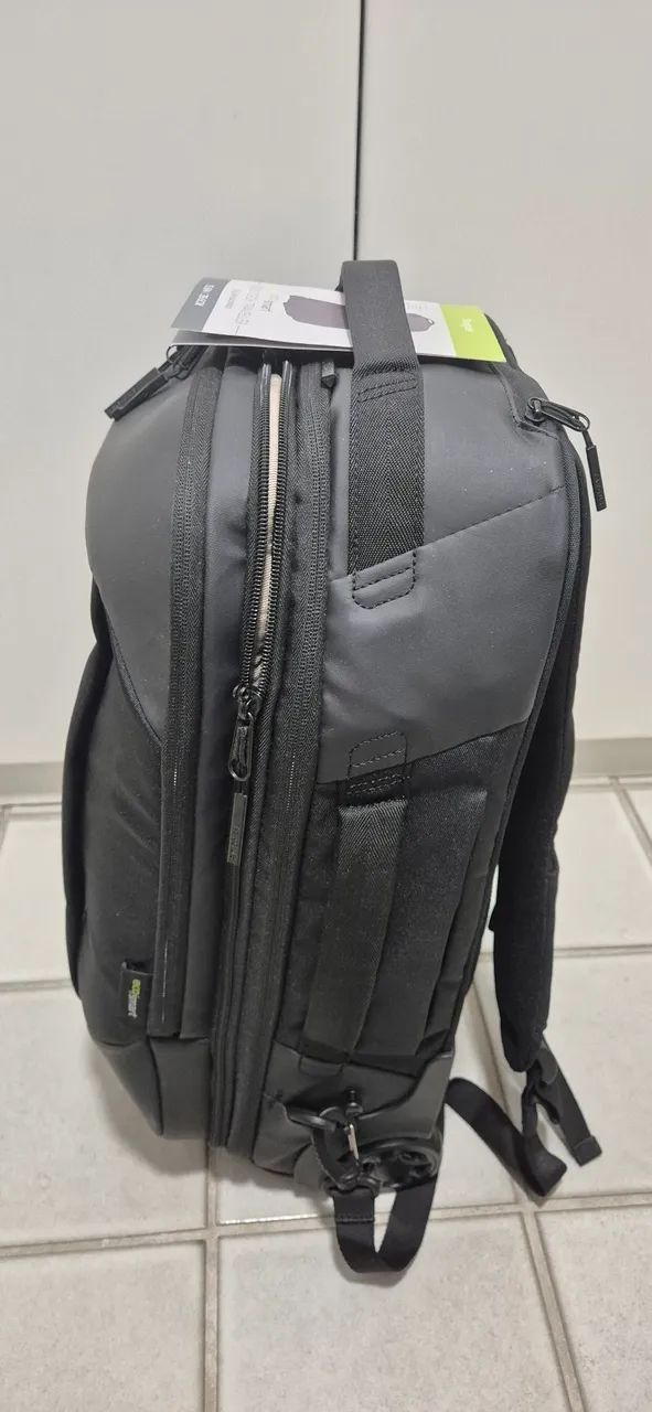 Mochila Viagem Targus 40l com rodinhas  - Foto 3