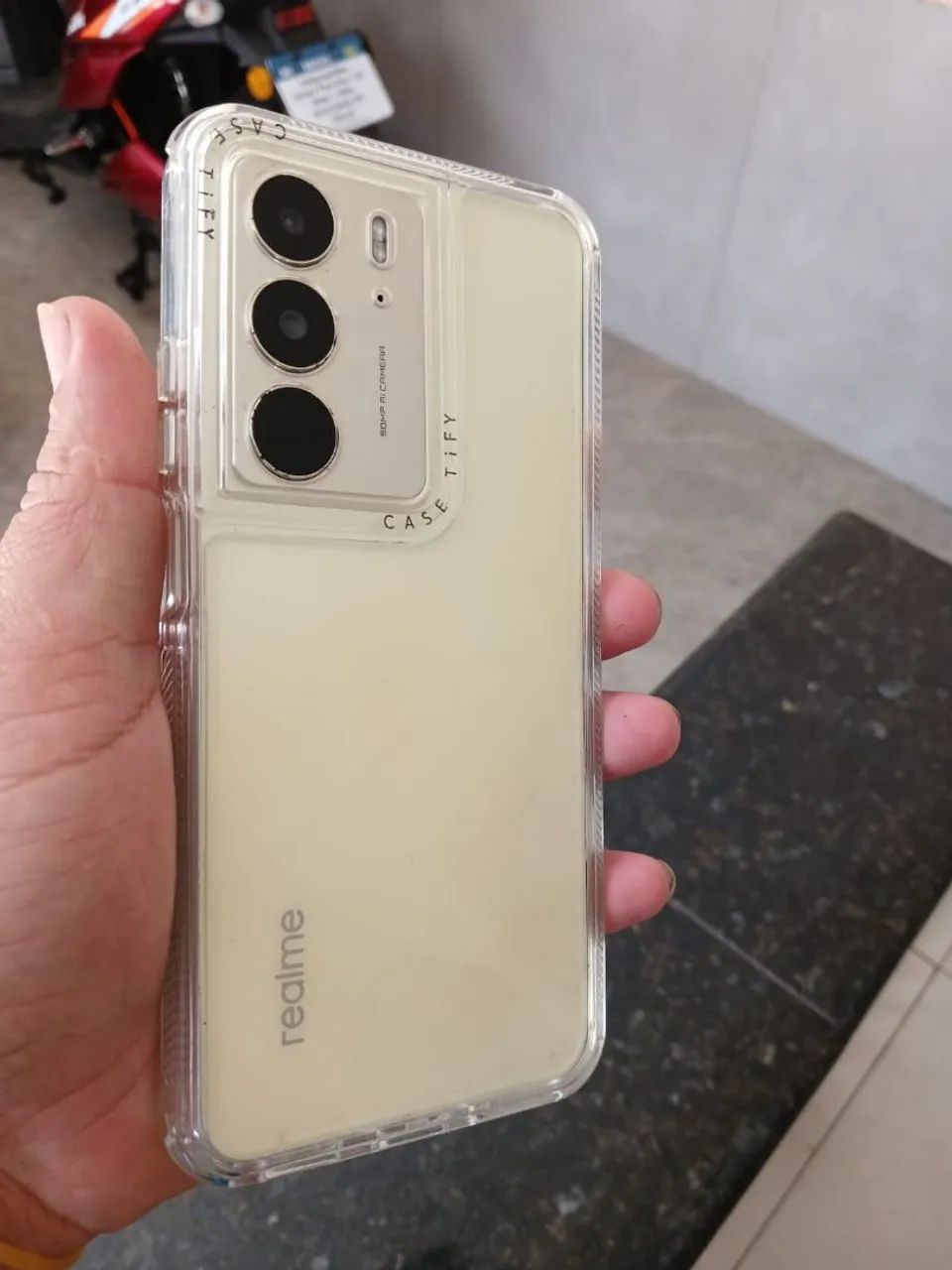 REALME  C75 DOURADO 256 GIGA  8+16  RAM