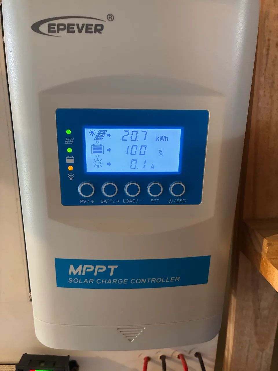 Controlador MPPT Epever 40 amperes - Foto 3