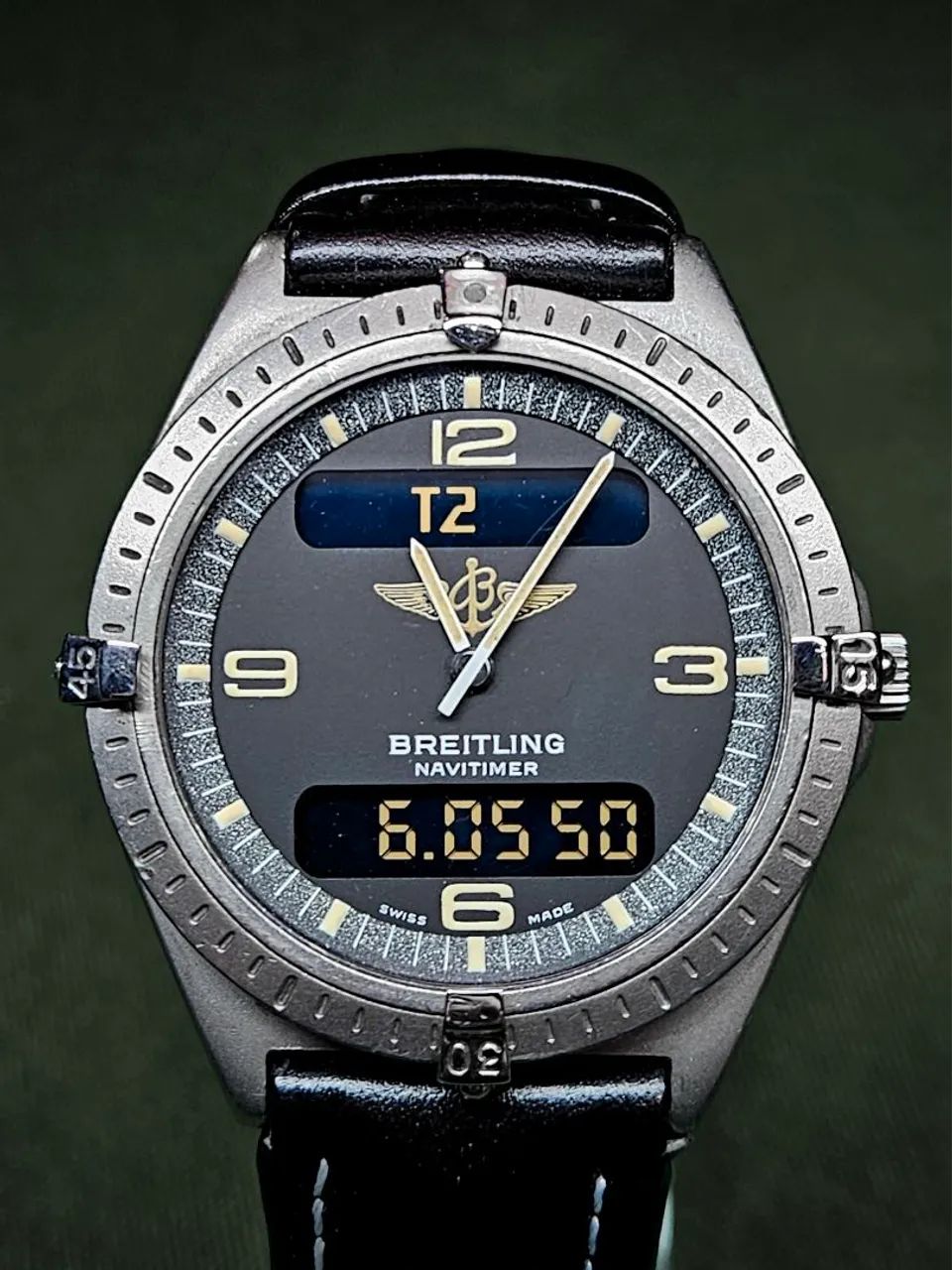Relógio Breitling Aerospace Navitimer suíço - Foto 4