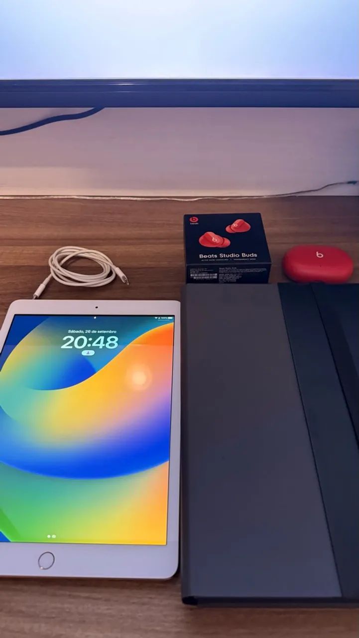 Ipad 9ª geração 32GB com acessórios!