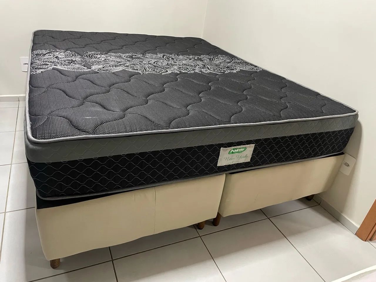 Cama Queen com base  - Foto 2