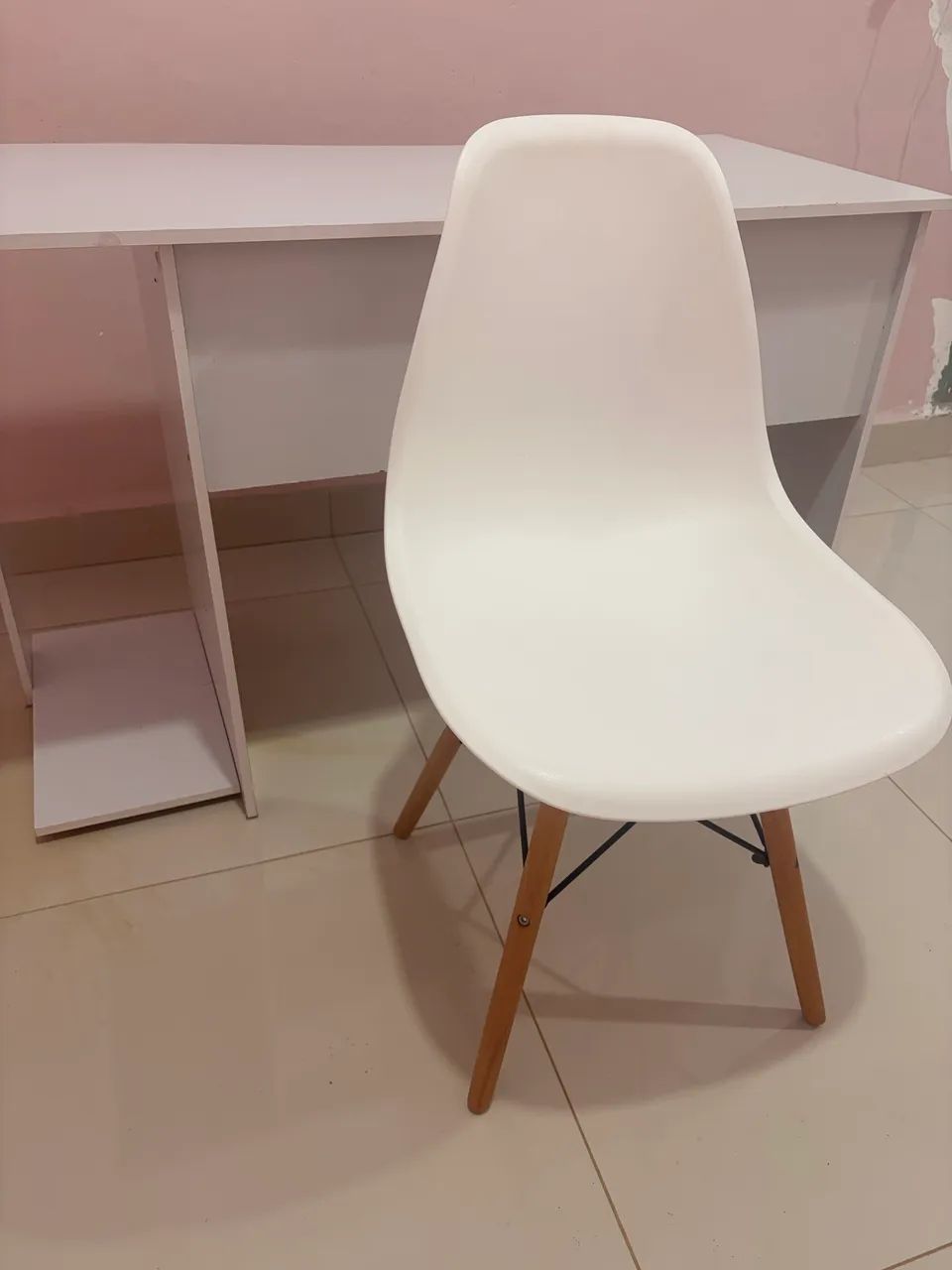 Escrivaninha e cadeira Eiffel  - Foto 2