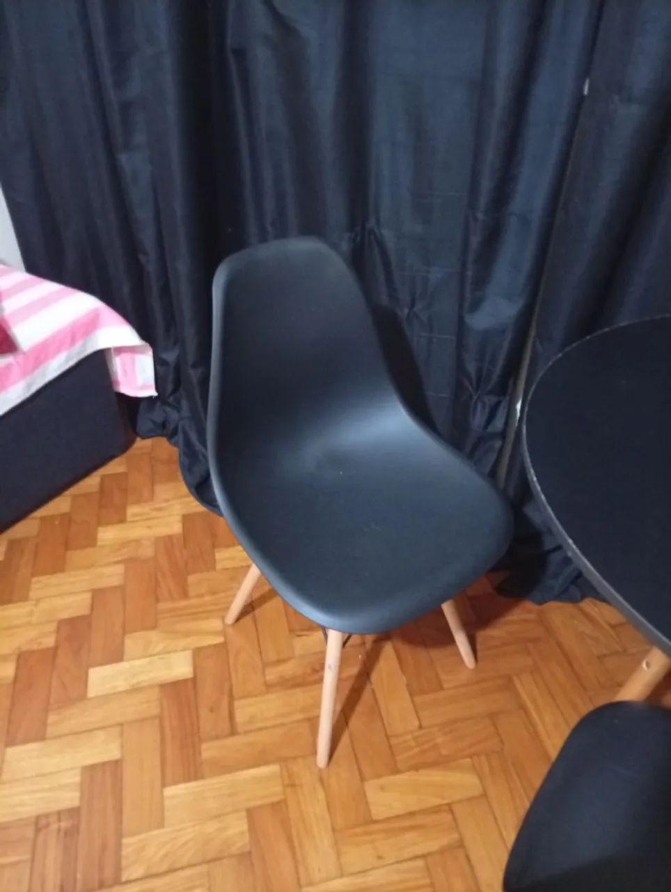Conjunto de mesa e 3 cadeiras  - Foto 3
