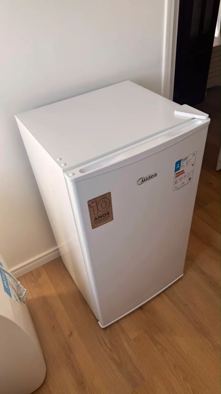 Frigobar midea 93L branco bivolt  - Foto 5