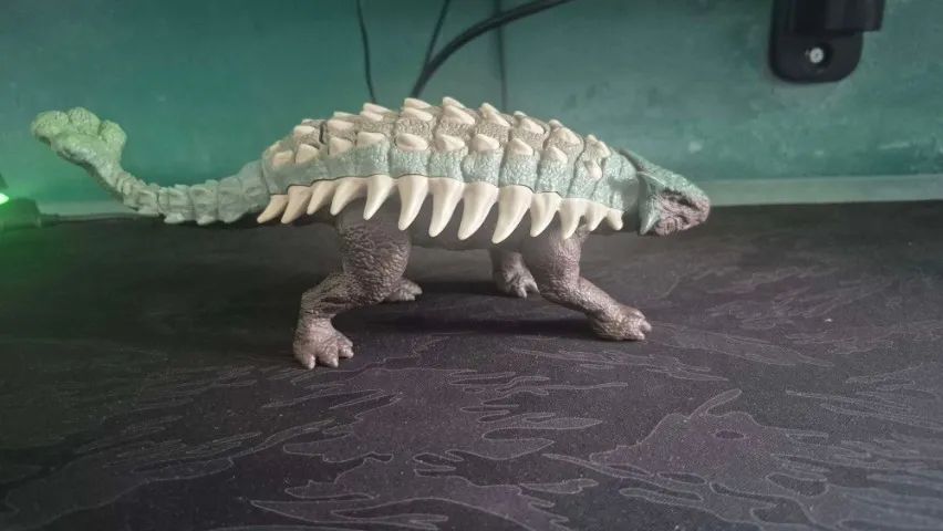 JURASSIC WORLD ANQUILOSSAURO MATTEL - Foto 2
