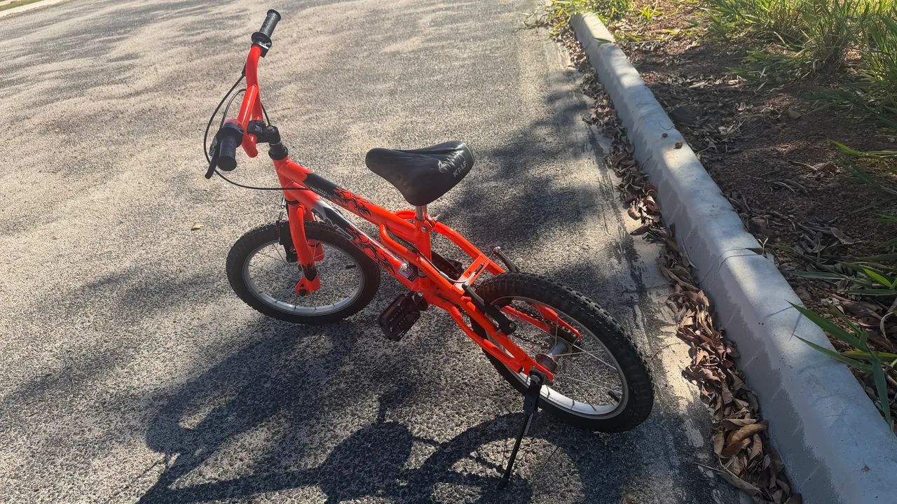 Bicicleta infantil DNZ  - Foto 3