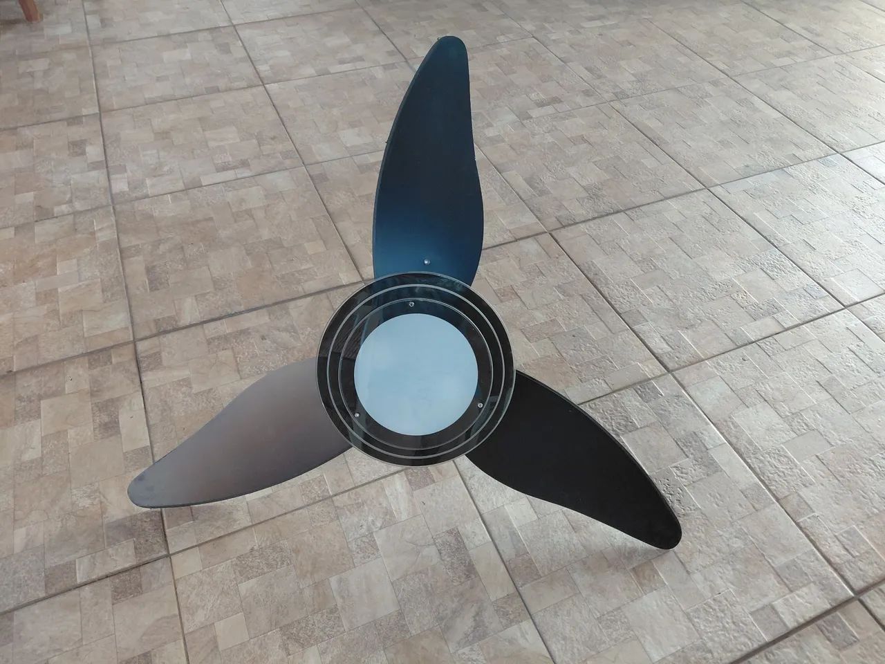 Ventilador de teto 3 pás