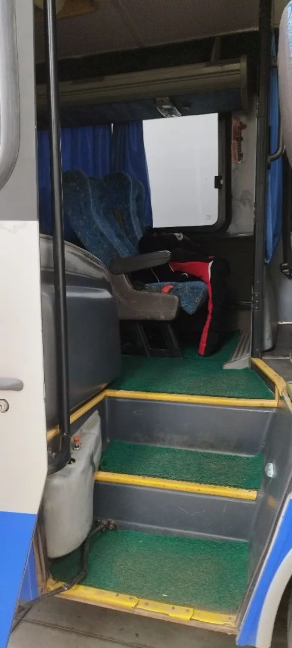 Ônibus executivo  - Foto 8