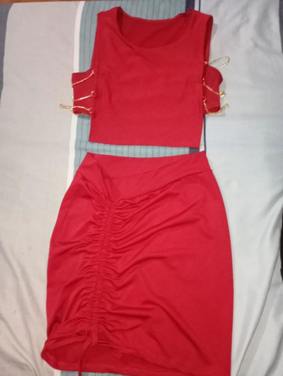 Vendo conjunto de saia e cropped