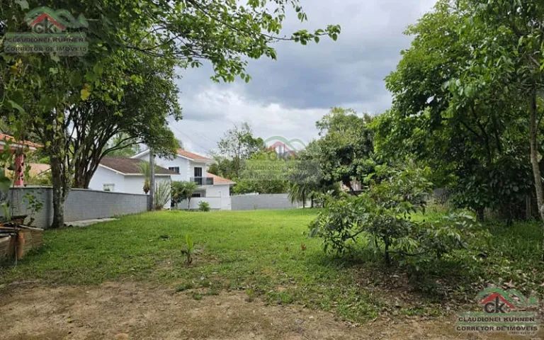 Terreno urbano em local tranquilo próximo do Centro de Águas Mornas - Foto 5