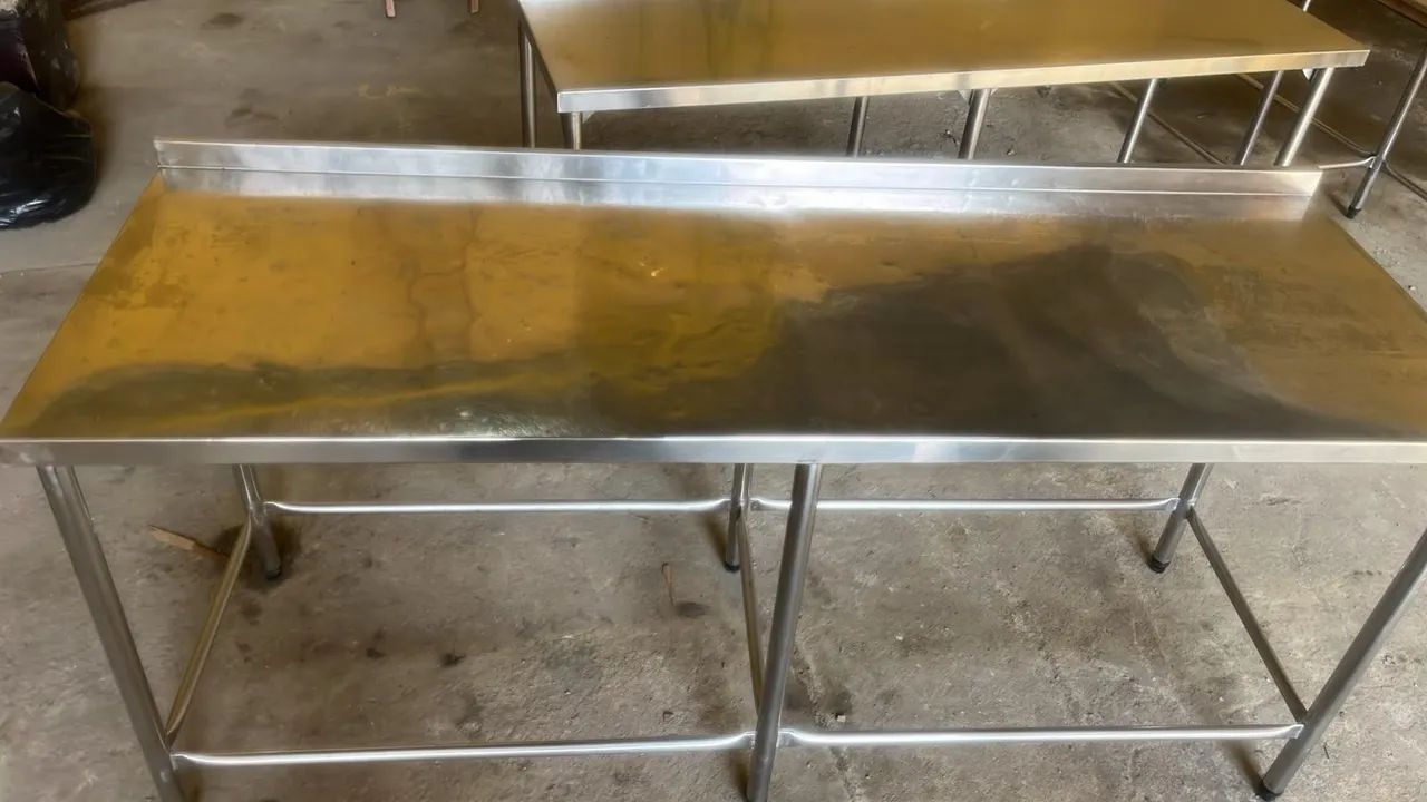 Vendo mesas industrial em inox  - Foto 3