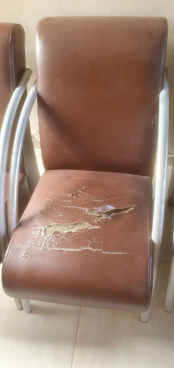 4 poltronas com braço de alumínio para reparo - Foto 4