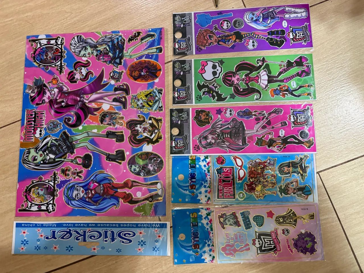 kit Monster High Adesivos vintage nostalgia  - Foto 3