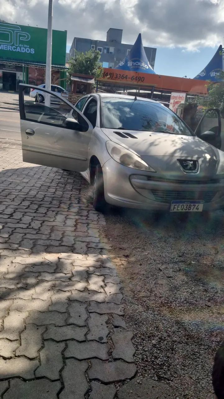 Mae, neta, amiga de aluguel - Foto 3
