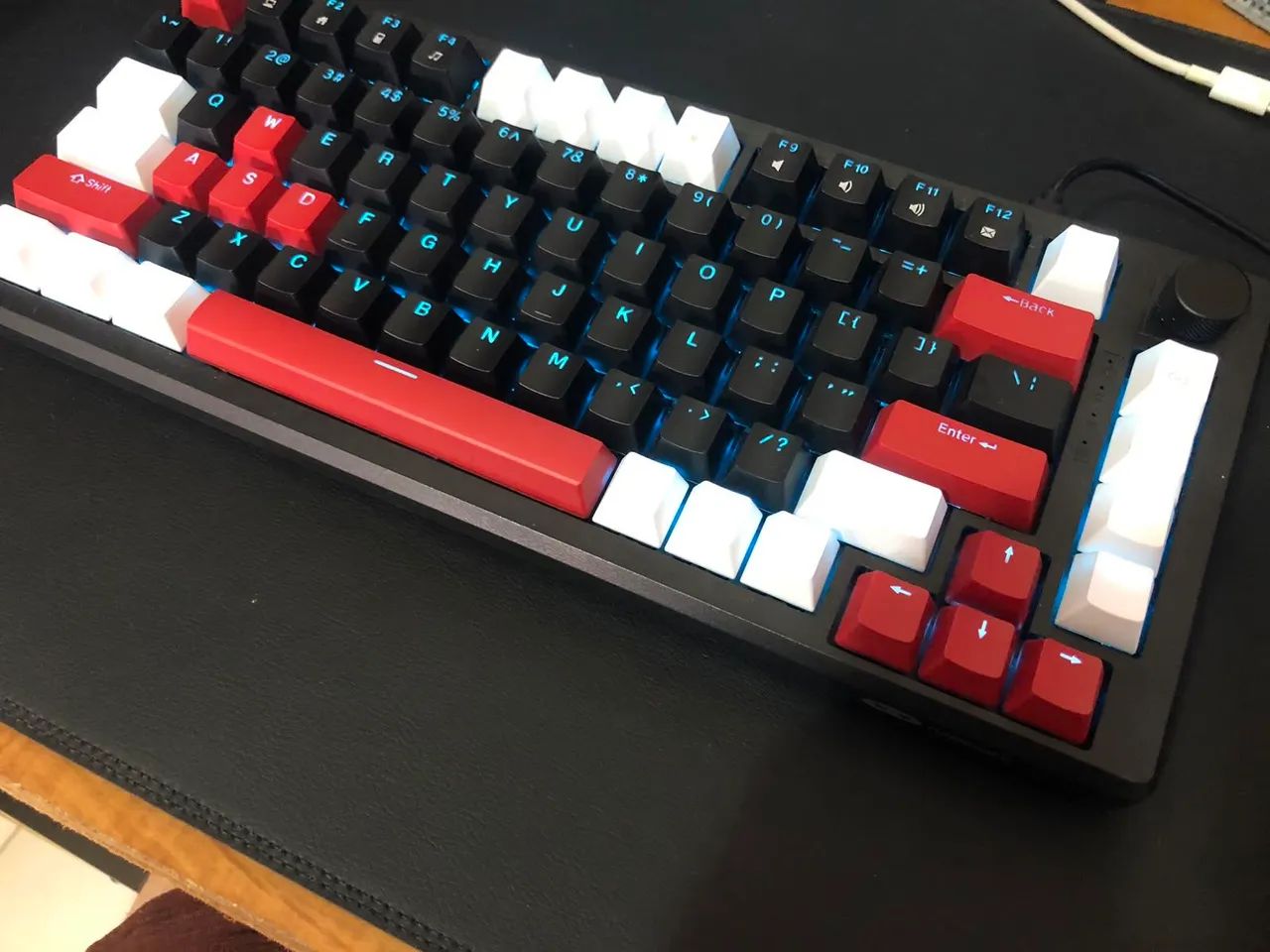 Teclado mecânico com fio Magee 75%  - Foto 2