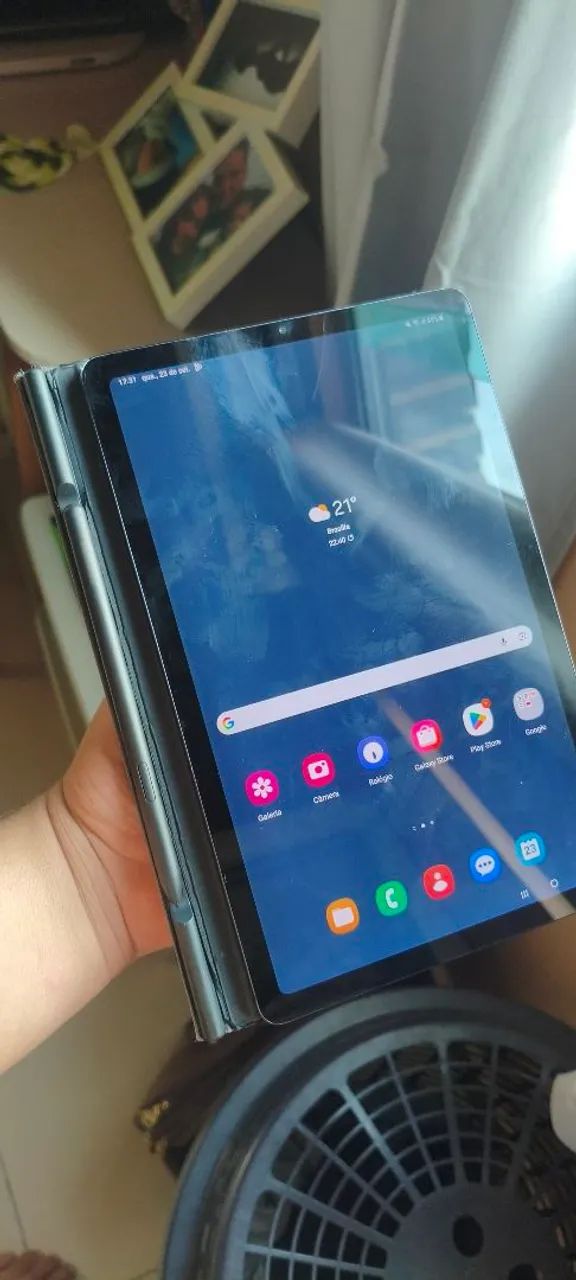 Tablet Samsung S6 Lite com caneta e teclado