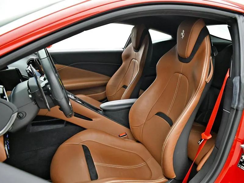 Ferrari Roma 3.9 V8 620cv, foto 6 de 16