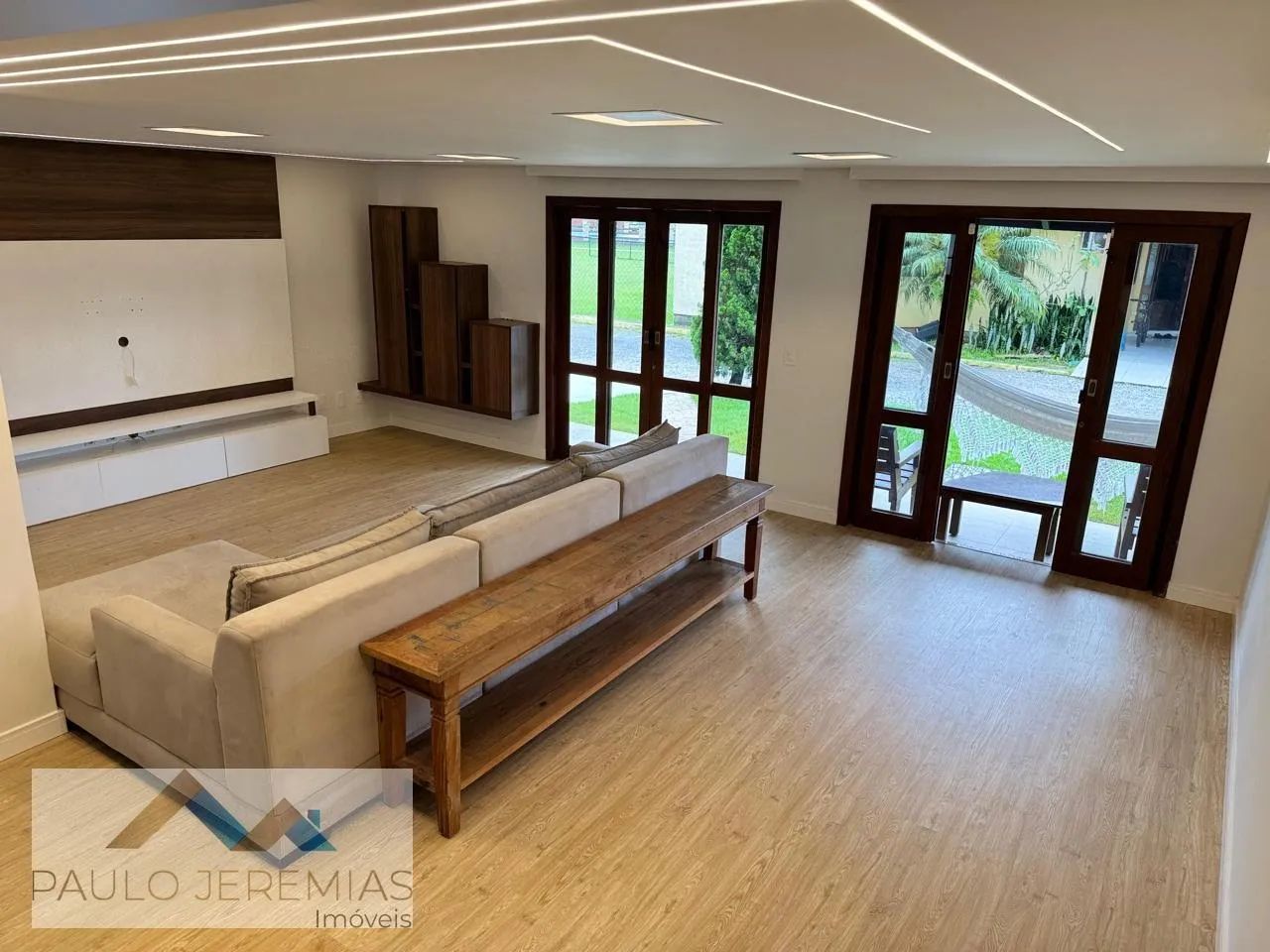 Casa de Condomínio no Campeche, 4 Quartos, 303m² à Venda - Foto 2