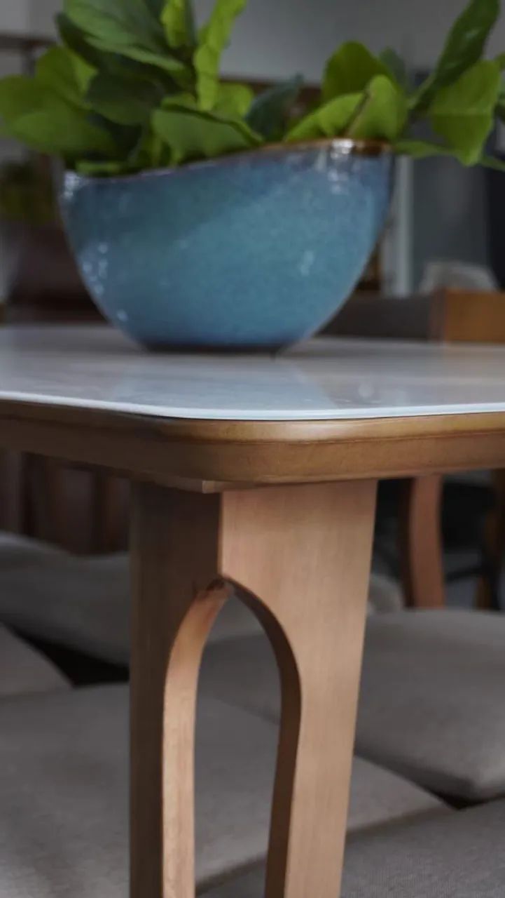 Mesa de jantar 1 metro e 60 com 6 cadeiras  - Foto 3