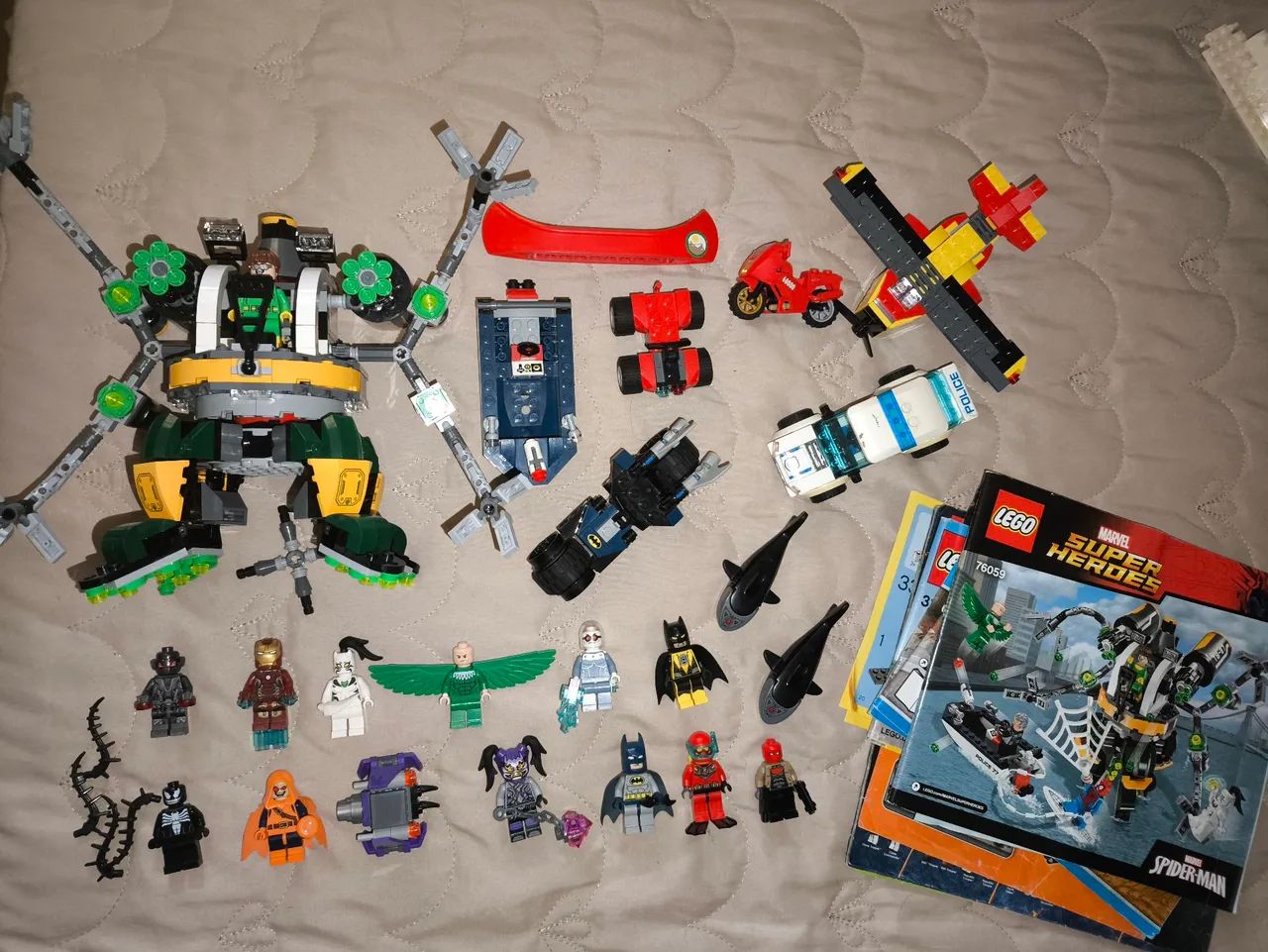 Lote de legos variados 
