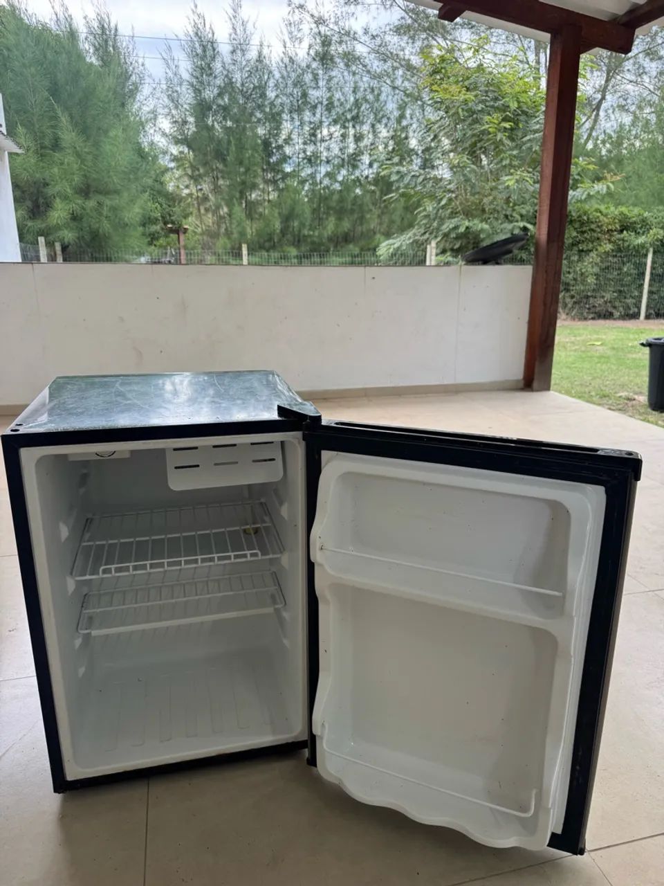 Frigobar Philco 127V 67L - Foto 2