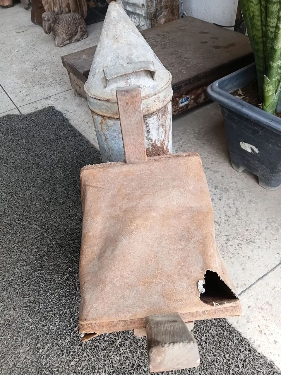 Fumegador de abelhas - Foto 4