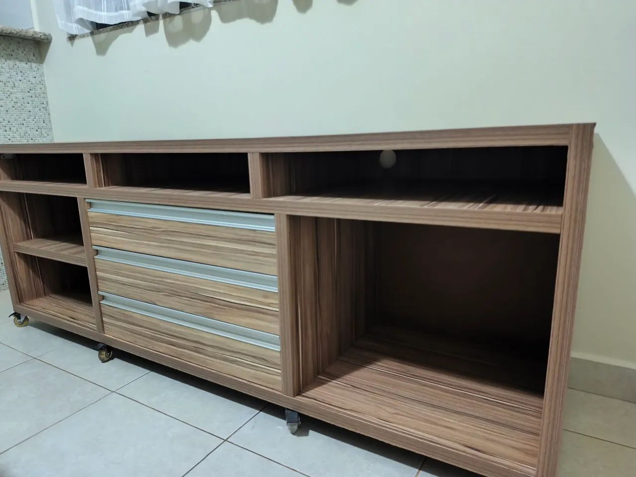 Rack amadeirado muito resistente  - Foto 2