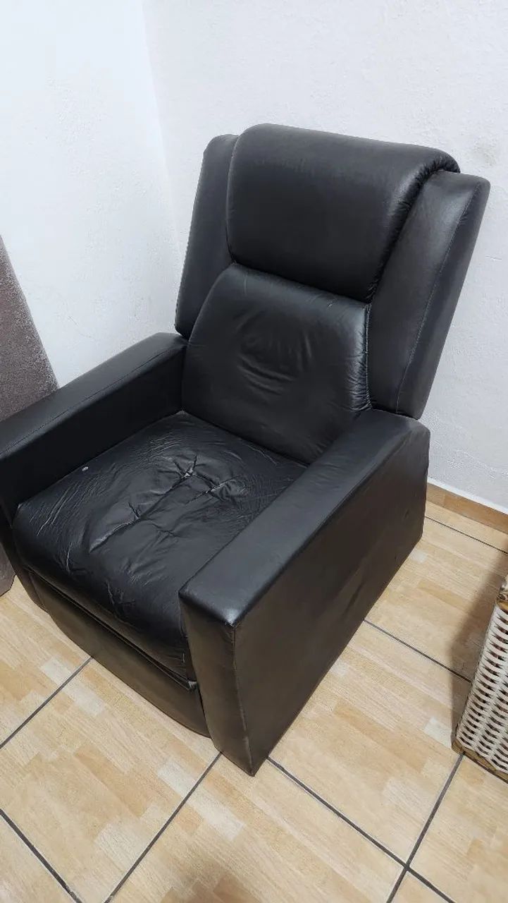 Poltrona couro reclinável
