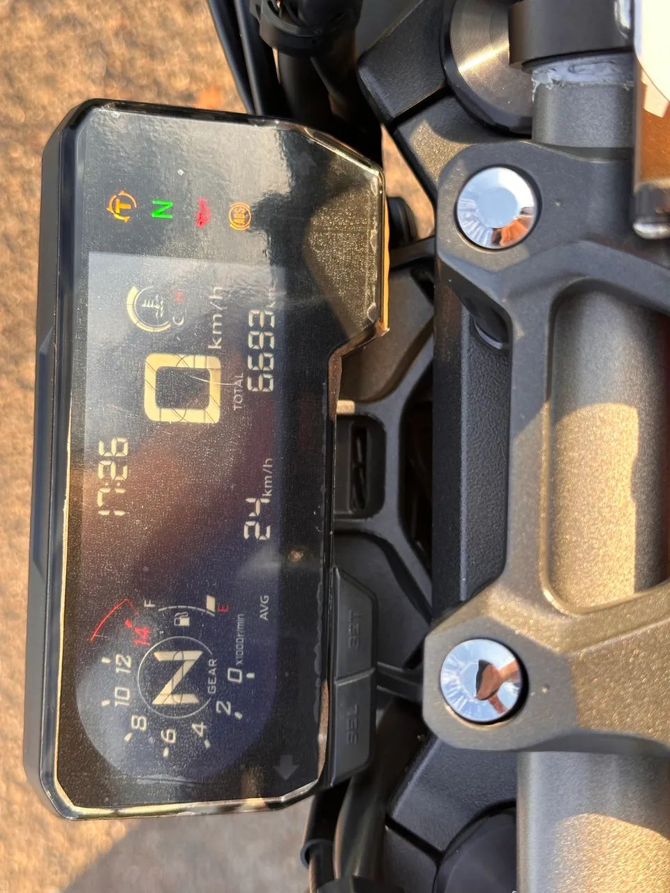 CB650r 2024  - Foto 4