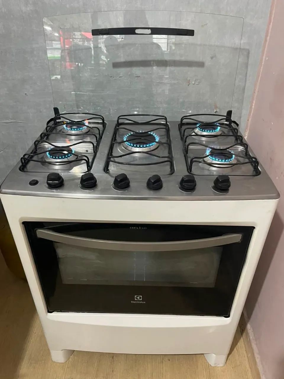 Fogão Eletrolux 5 bocas automático 