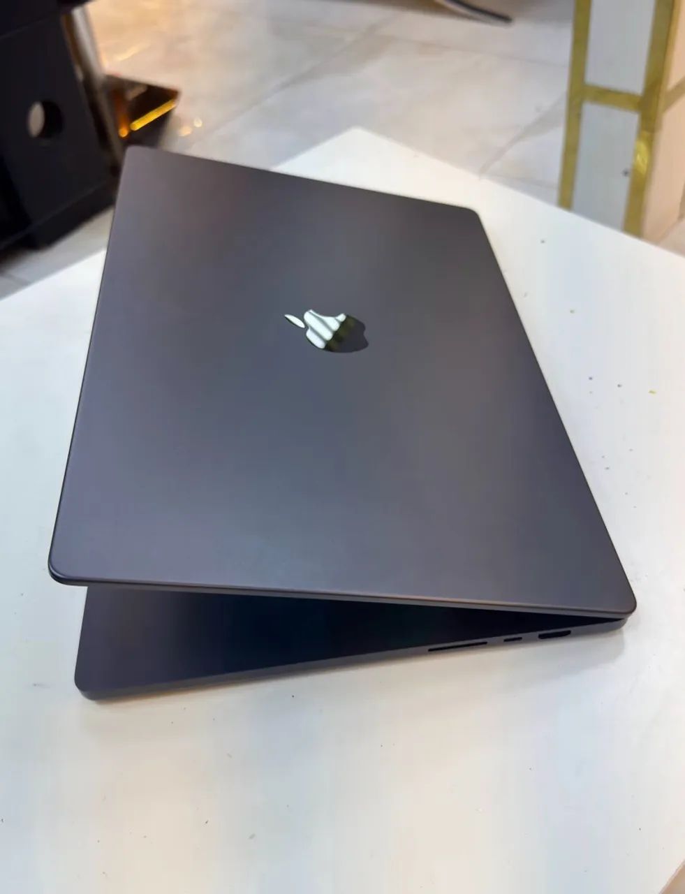 MACBOOK PRO 16-INCH M4 PRO - Foto 3