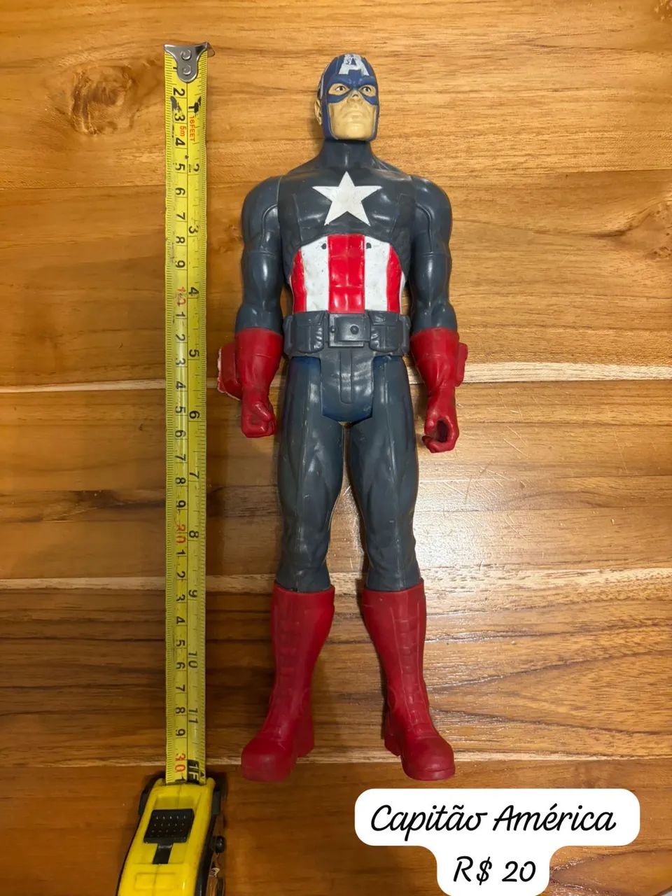 Boneco Capitão América e Homem Aranha 