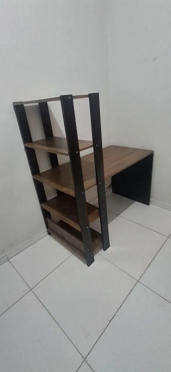 Vende Mesa Escrivaninha Mesinha Usada - Foto 3