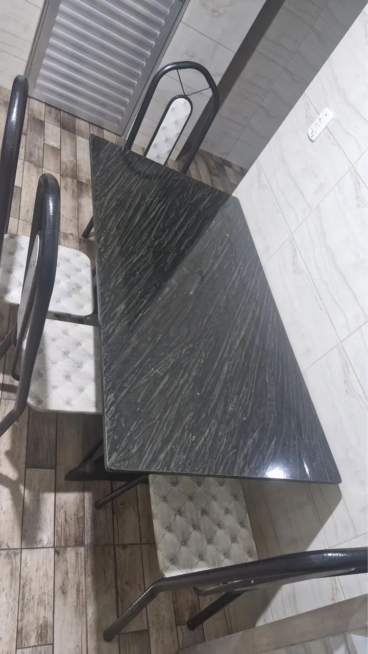 Mesa de granito com 4 cadeiras  - Foto 5